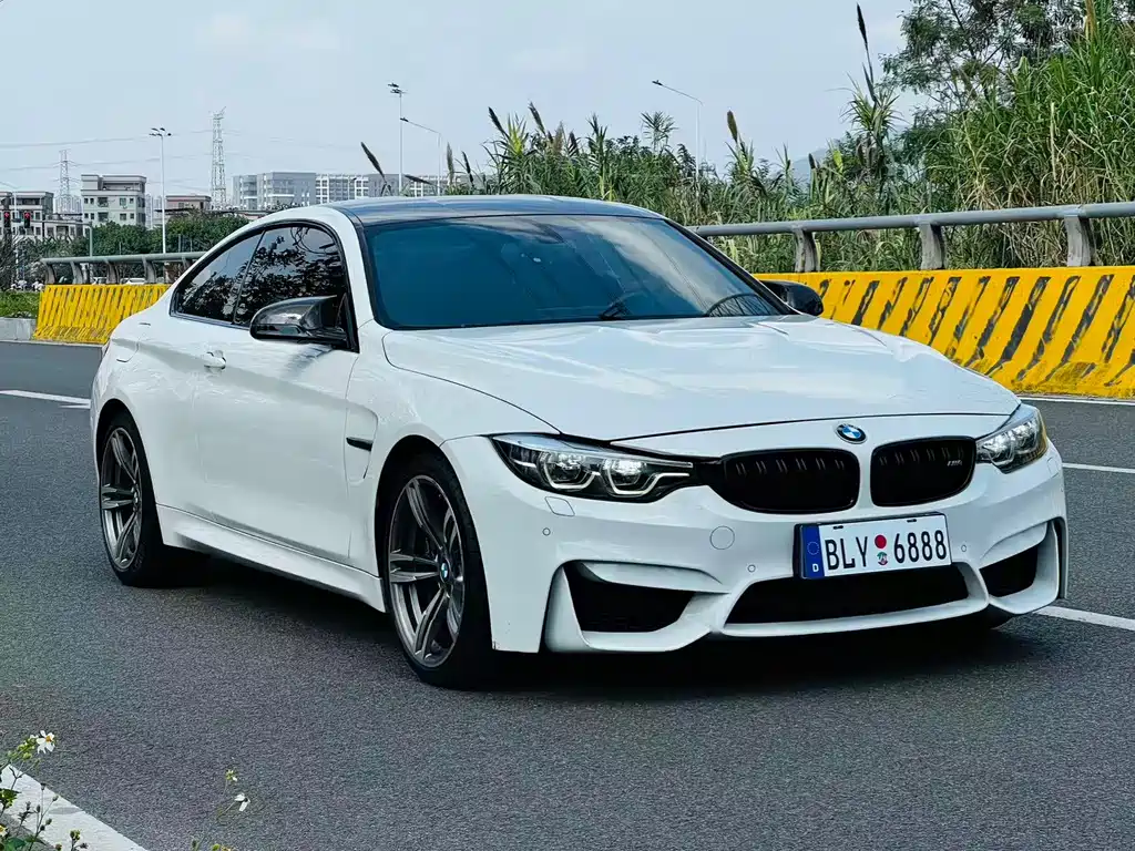 BMW M4