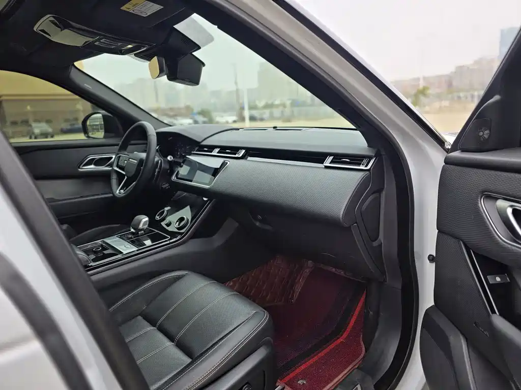 Land Rover Velar — миниатюра 7