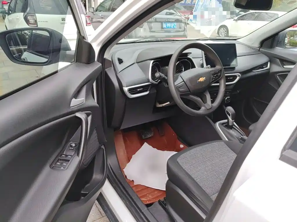 Chevrolet Trax — миниатюра 16