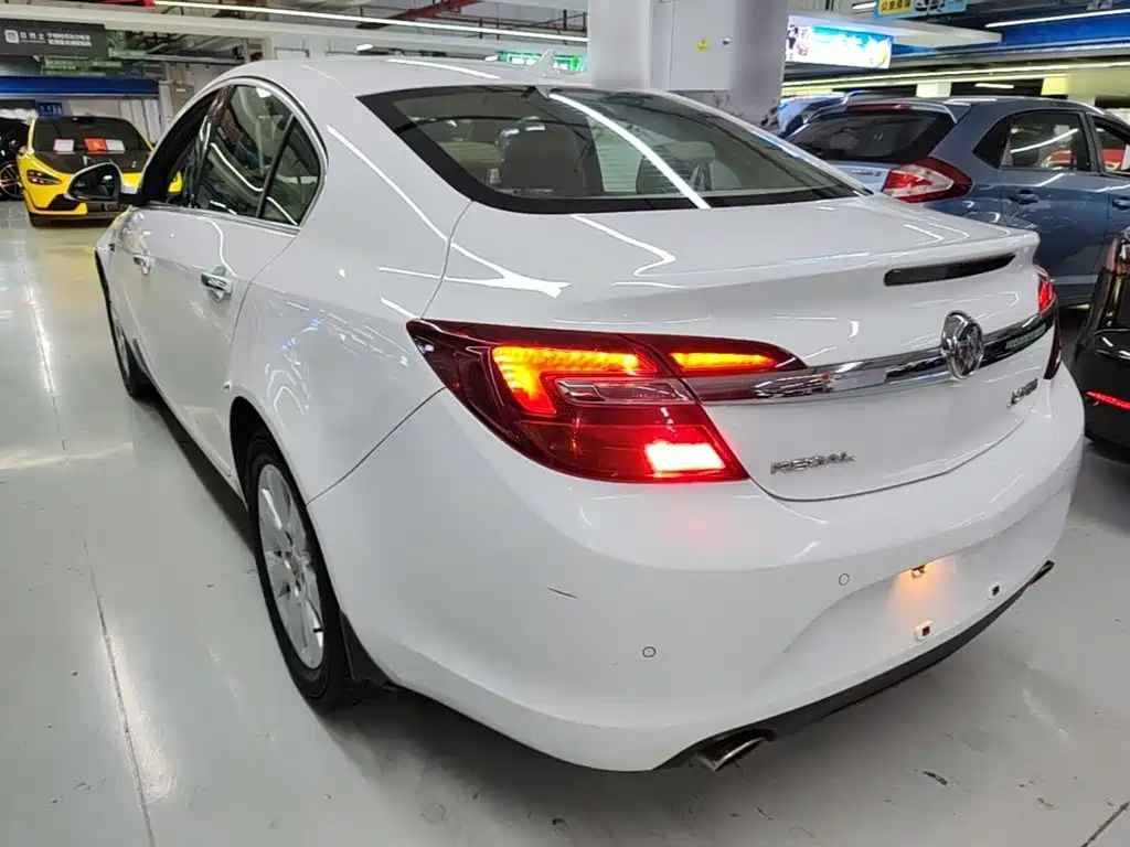 Buick Regal — миниатюра 5