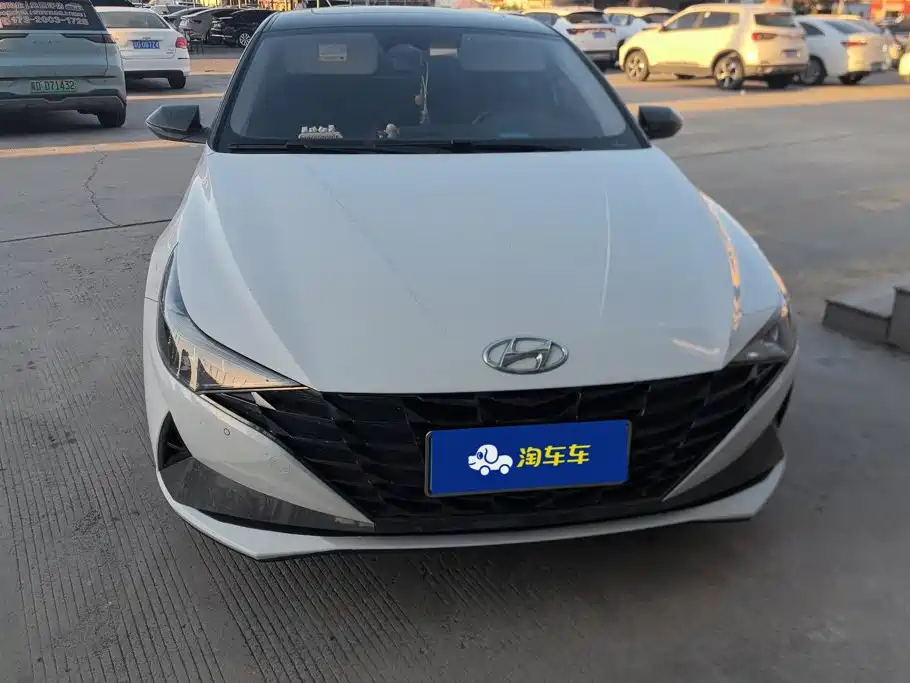 Hyundai Elantra — миниатюра 2