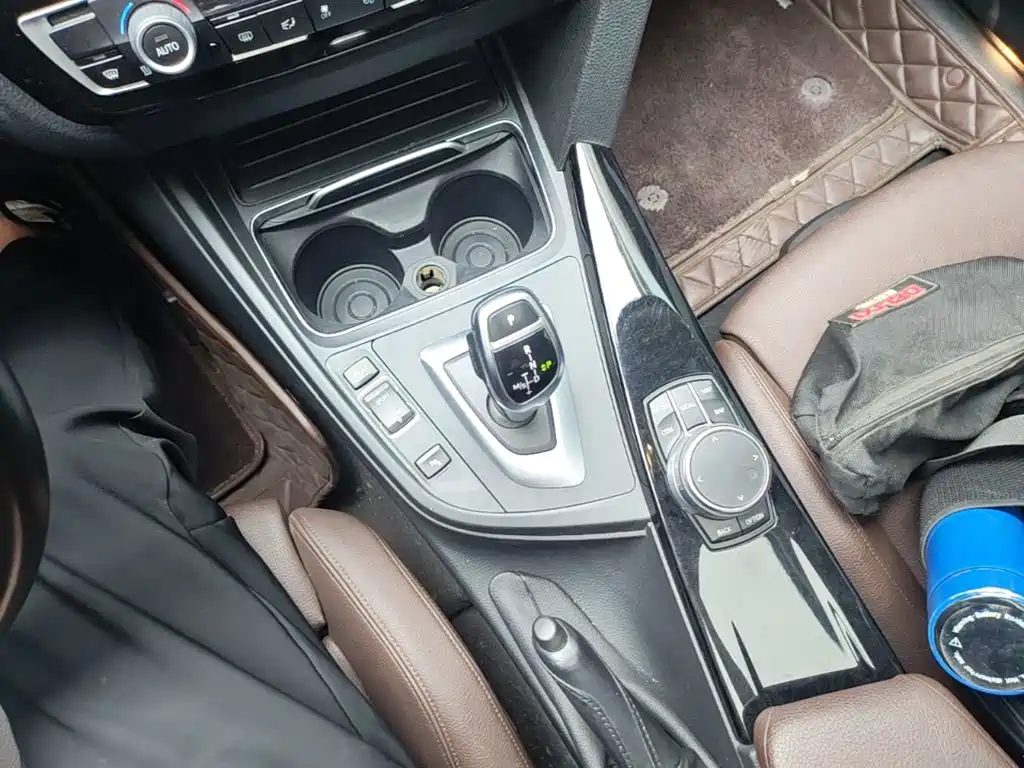 BMW 3 Series — миниатюра 14