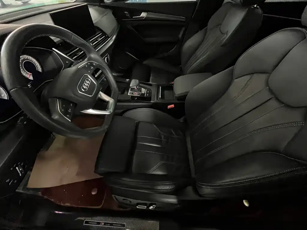 Audi Q5L 2024 40 TFSI Luxury
