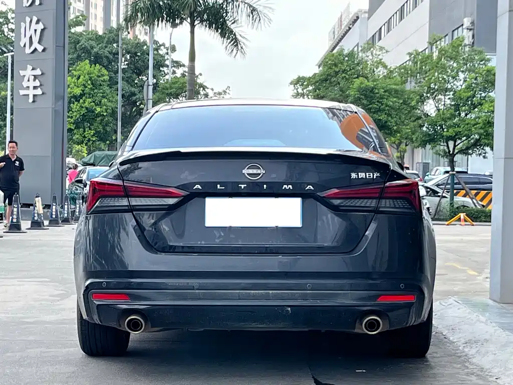 Nissan Teana — миниатюра 3