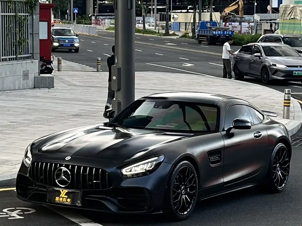 Купить Mercedes-Benz AMG GT