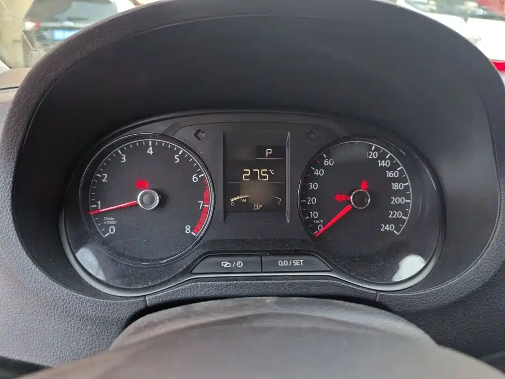 Volkswagen Polo — миниатюра 4