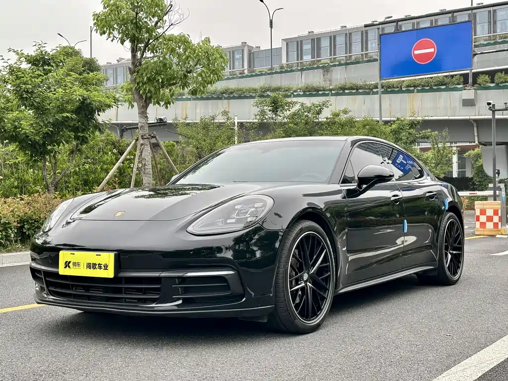Купить Porsche Panamera