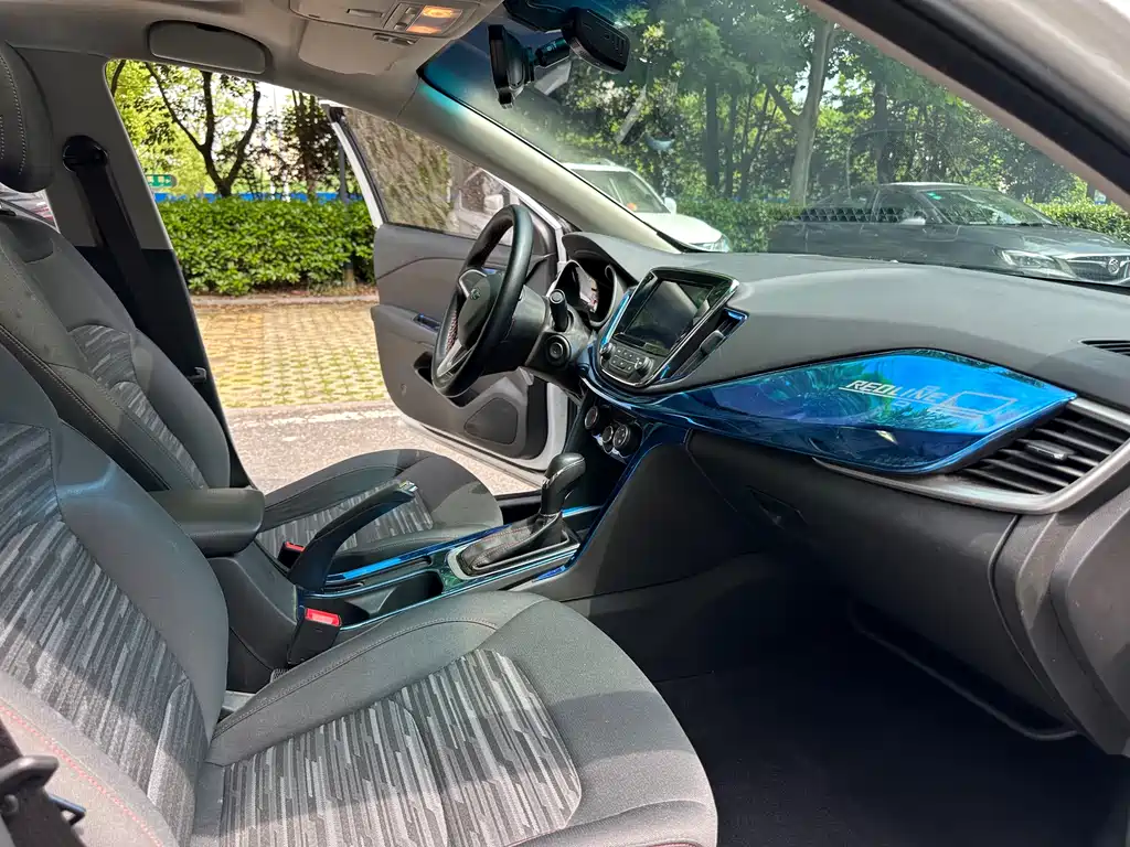 Chevrolet Monza 2019 Redline 320T DCT VI