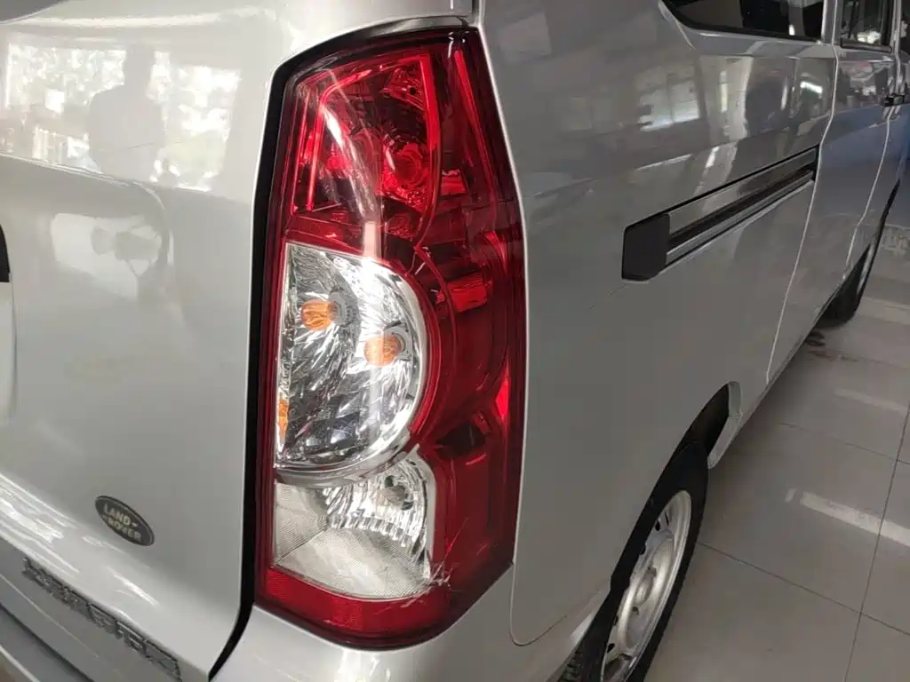 Wuling Rongguang S — миниатюра 8