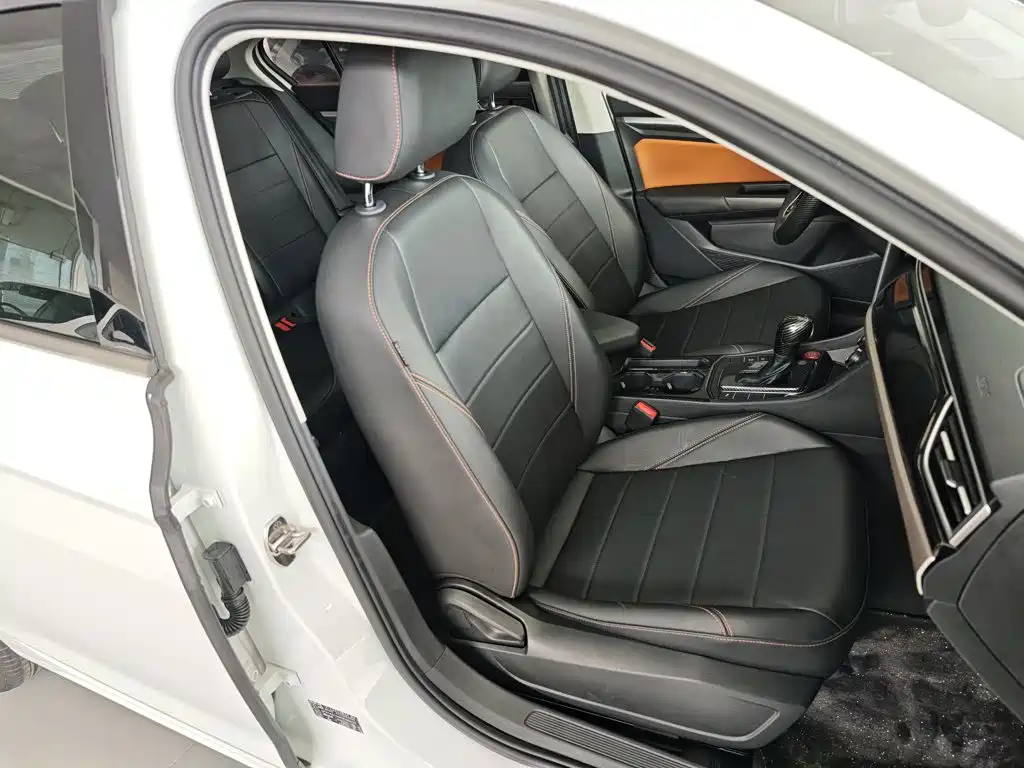 Volkswagen Bora — миниатюра 20
