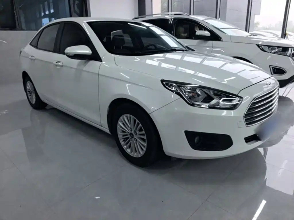 Ford Escort — миниатюра 4