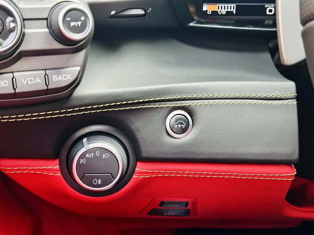 Ferrari 488 — миниатюра 9