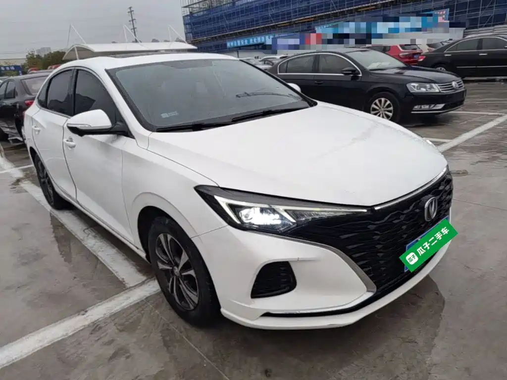 Changan Eado — миниатюра 4