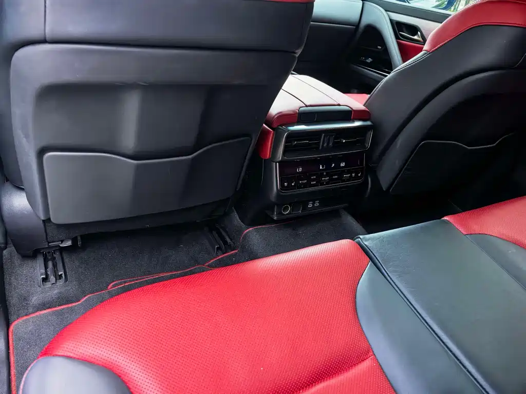 Lexus LX — миниатюра 6