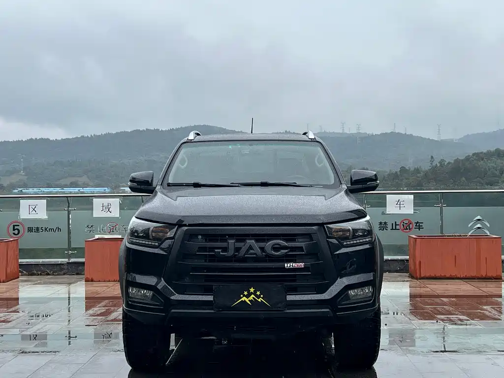 JIANGQI GROUP JAC T8