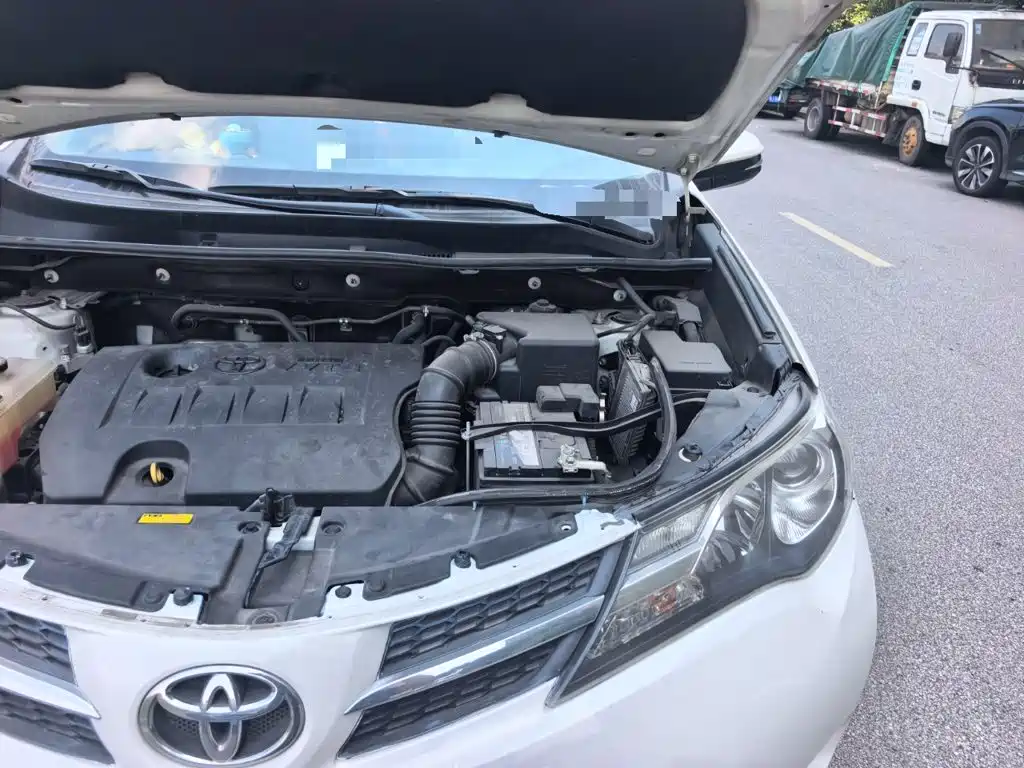 Toyota RAV4 — миниатюра 20