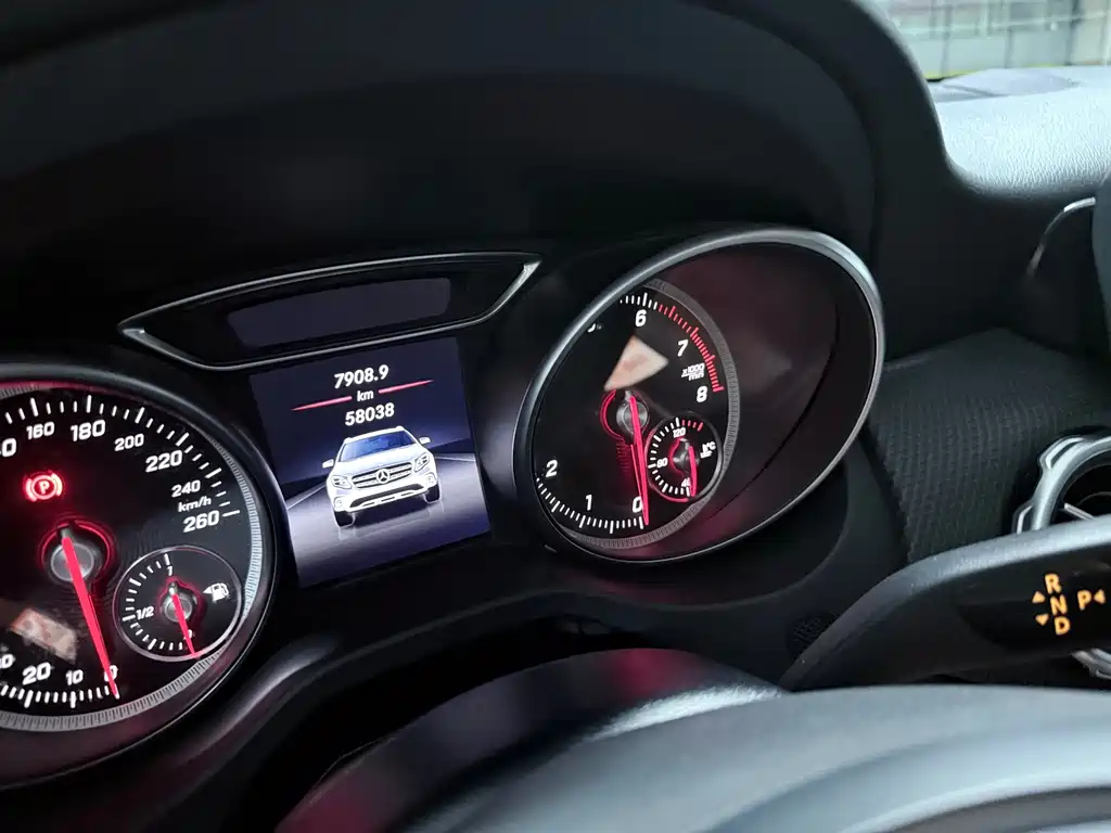 Mercedes-Benz GLA — миниатюра 4