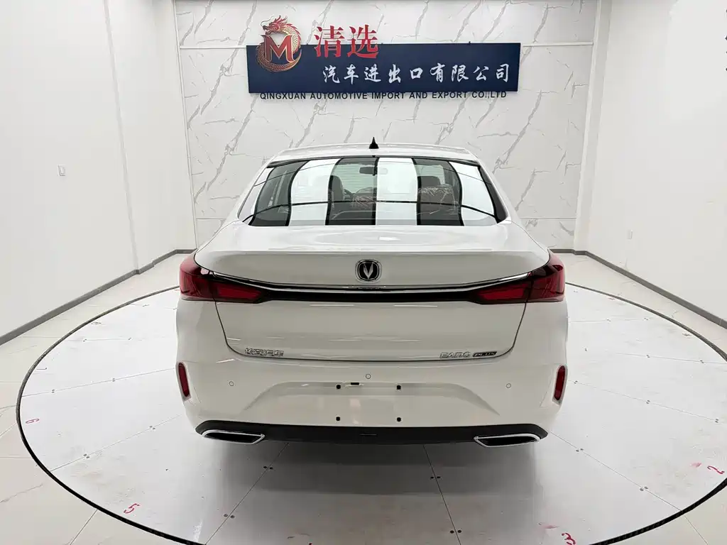 Changan Eado — миниатюра 4
