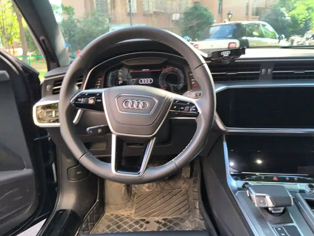 Audi A6L — миниатюра 7