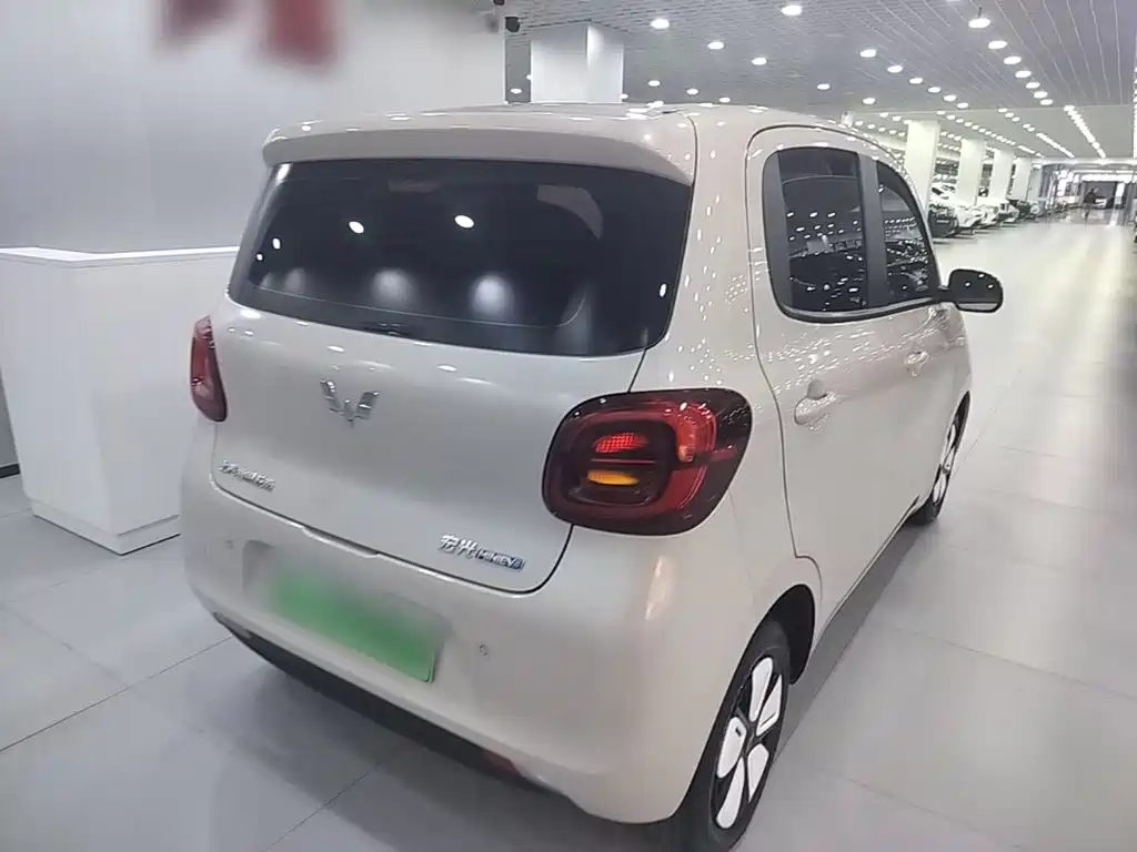 Wuling MINIEV — миниатюра 7