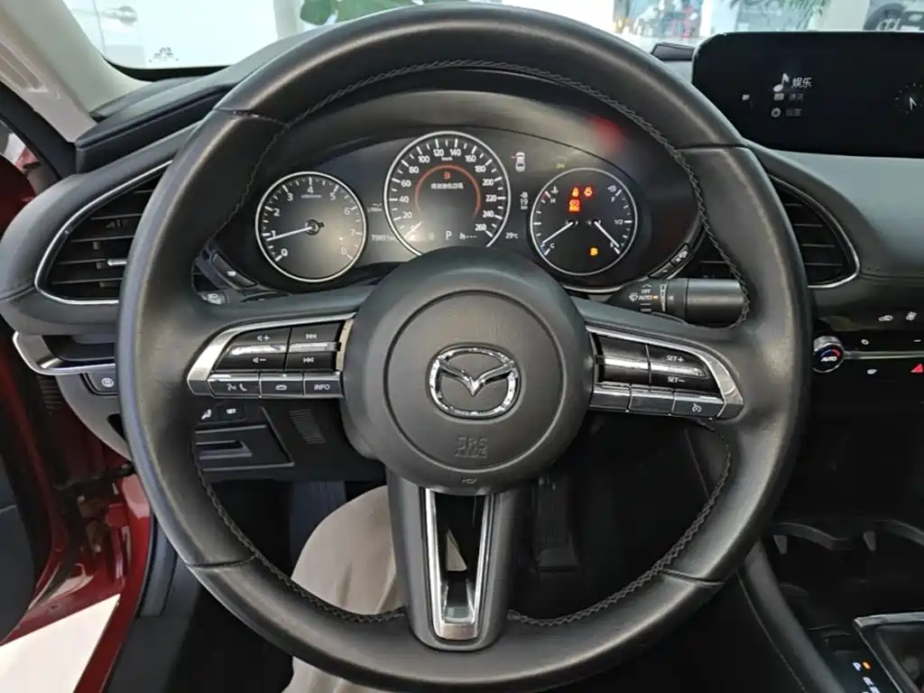 Mazda 3 Axela — миниатюра 11