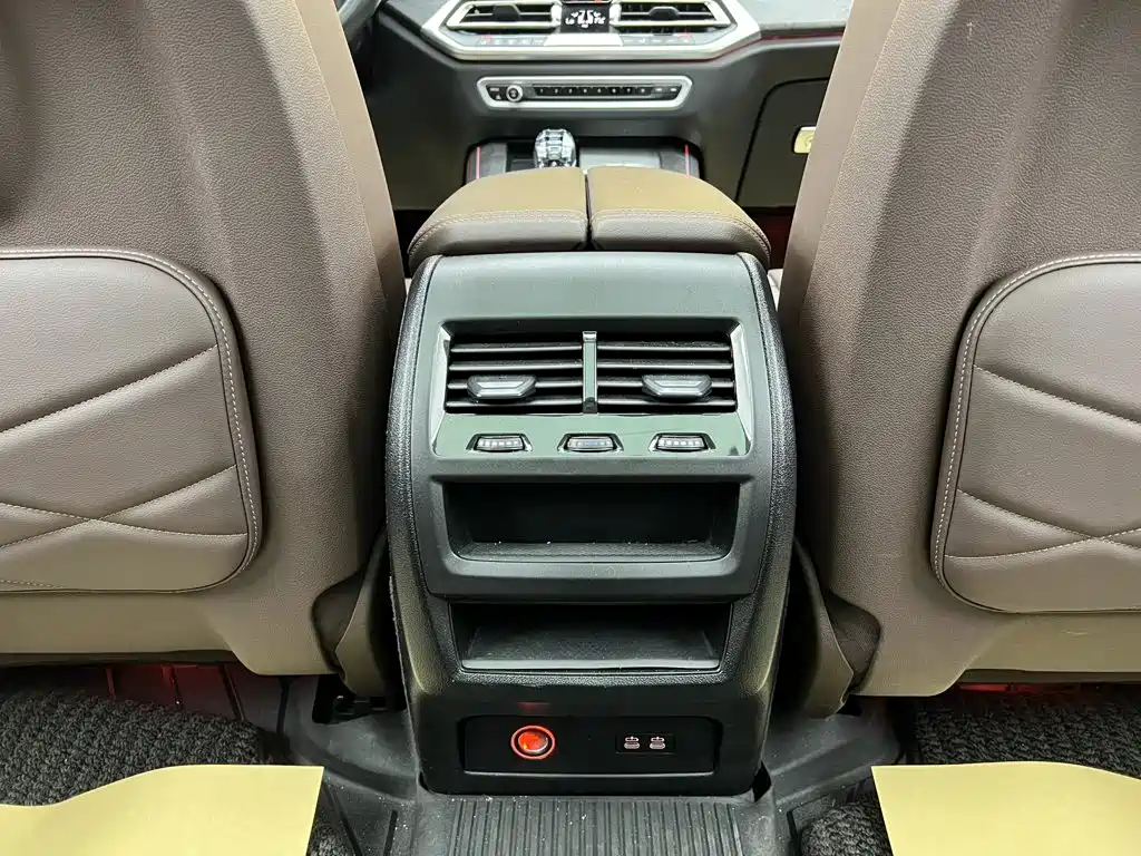 BMW X5 — миниатюра 21