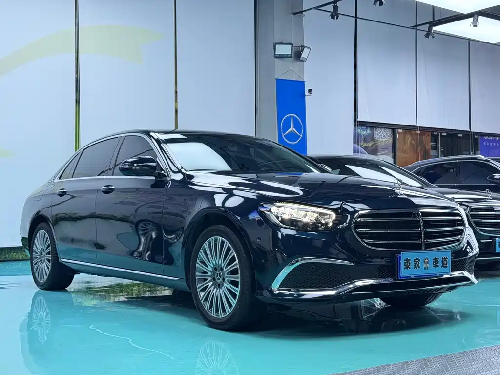 MERCEDES-BENZ  E CLASS