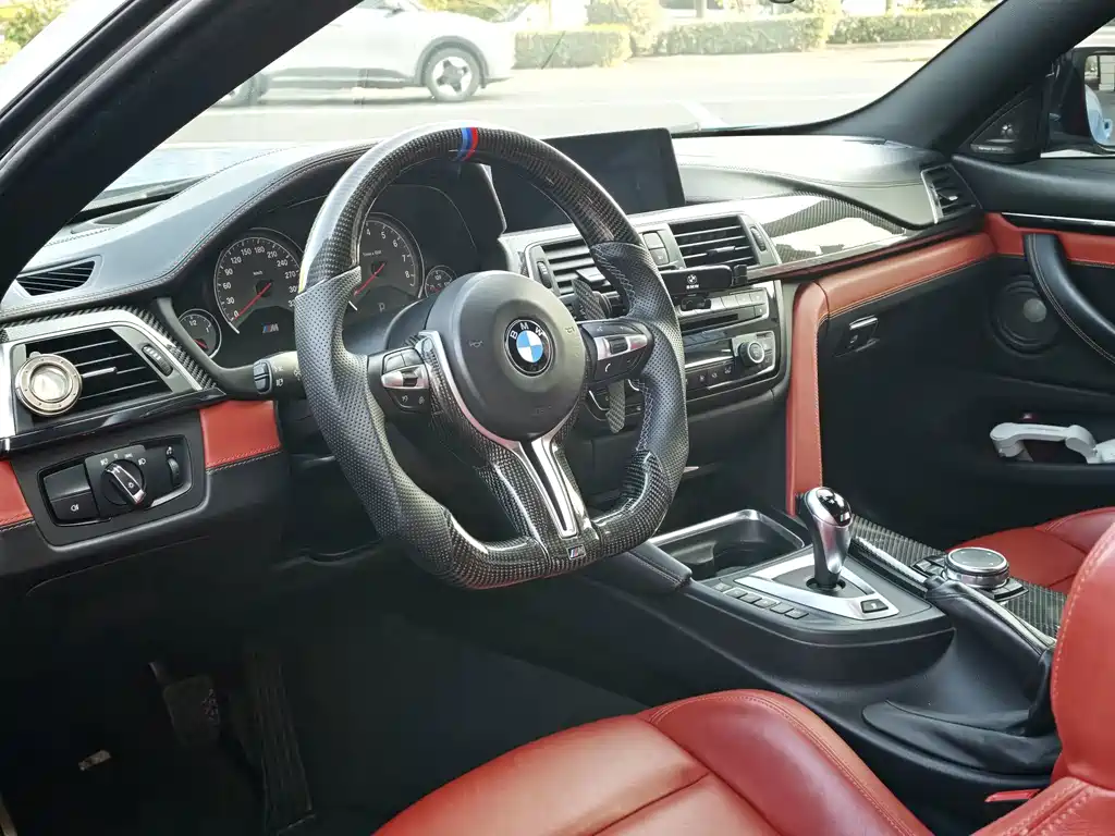 BMW M4 — миниатюра 15