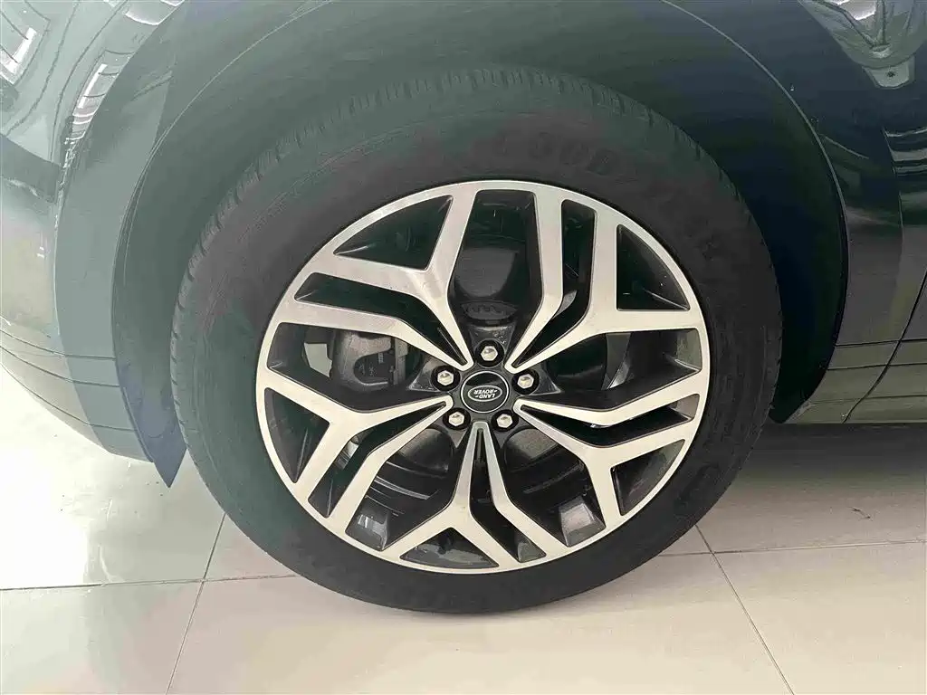 Land Rover Evoque — миниатюра 4
