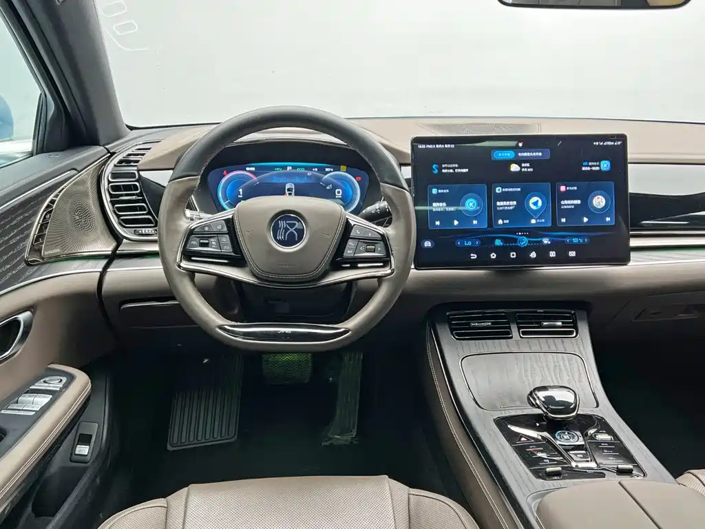 BYD Han — миниатюра 19