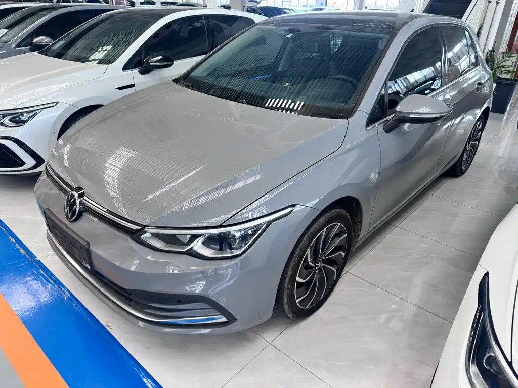 Купить Volkswagen Golf