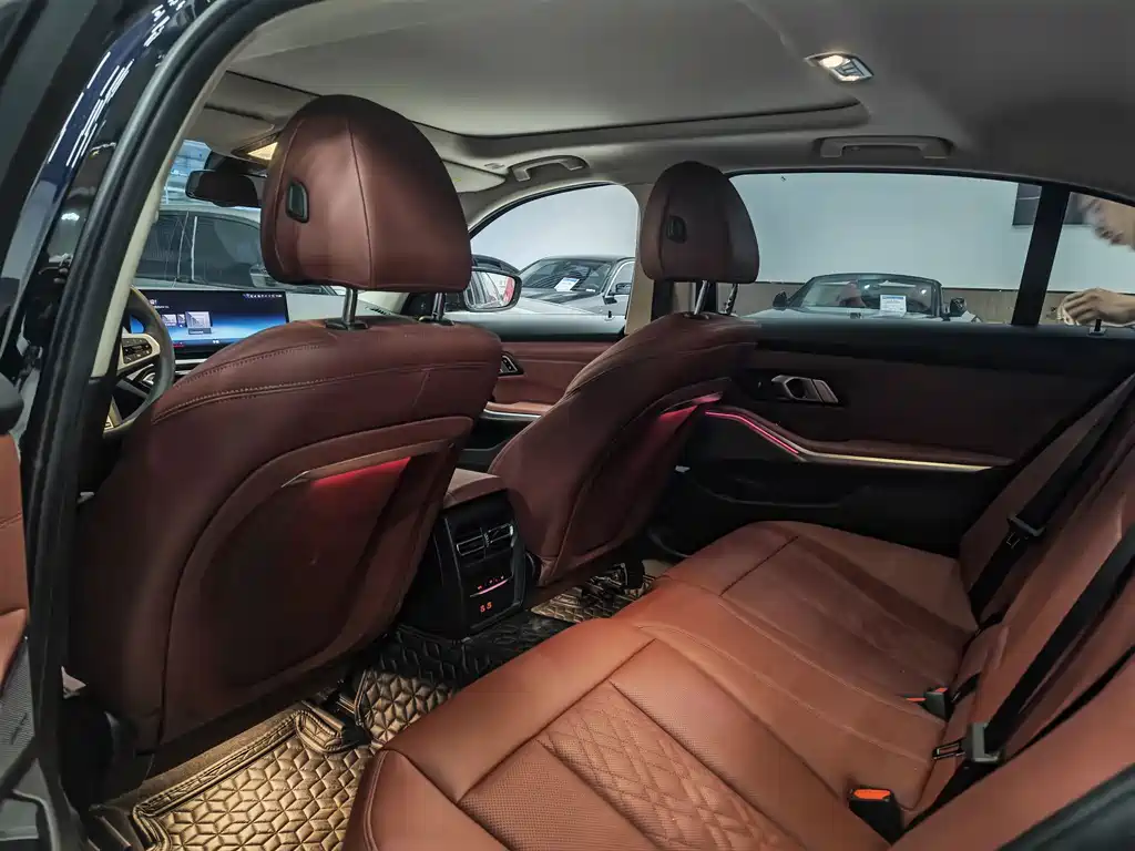 BMW 3 Series — миниатюра 5