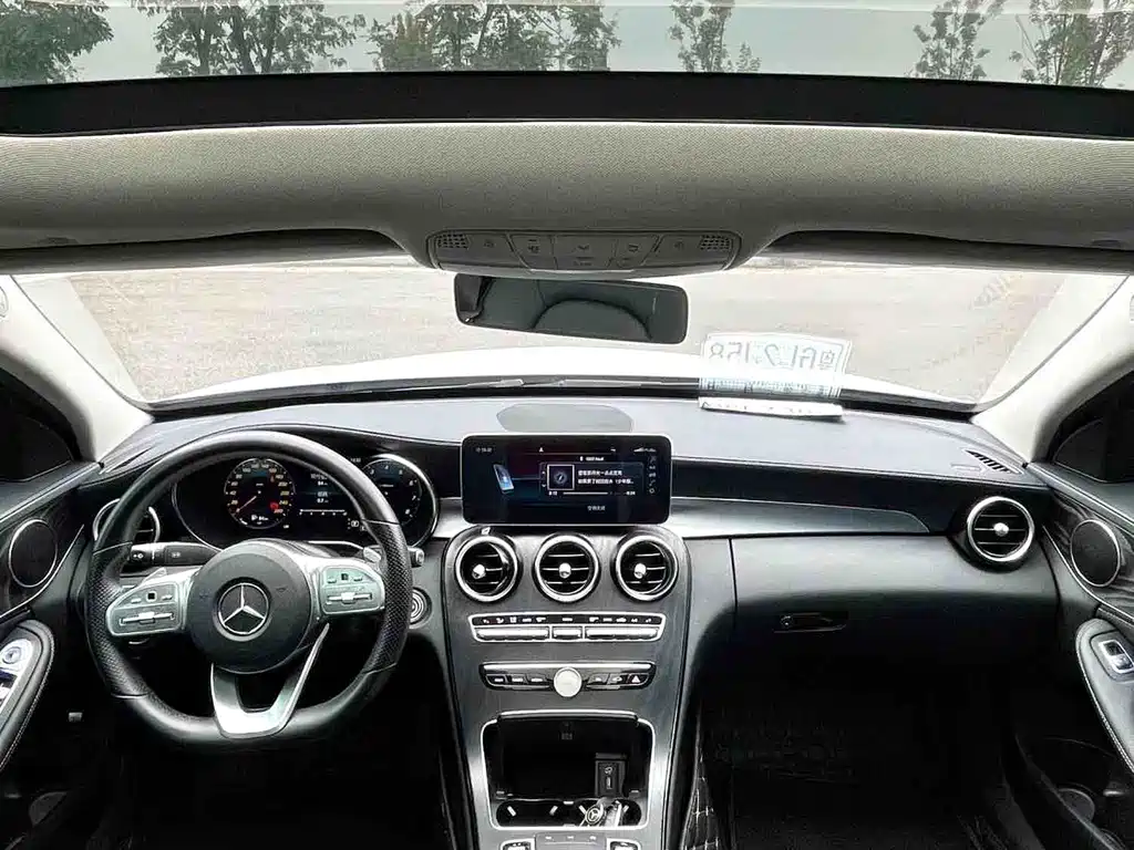 Mercedes-Benz C-Class — миниатюра 5