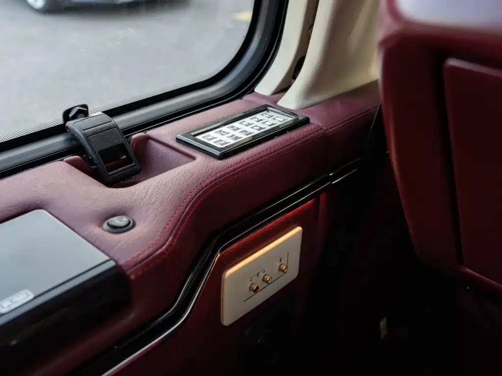 GMC Savana — миниатюра 23