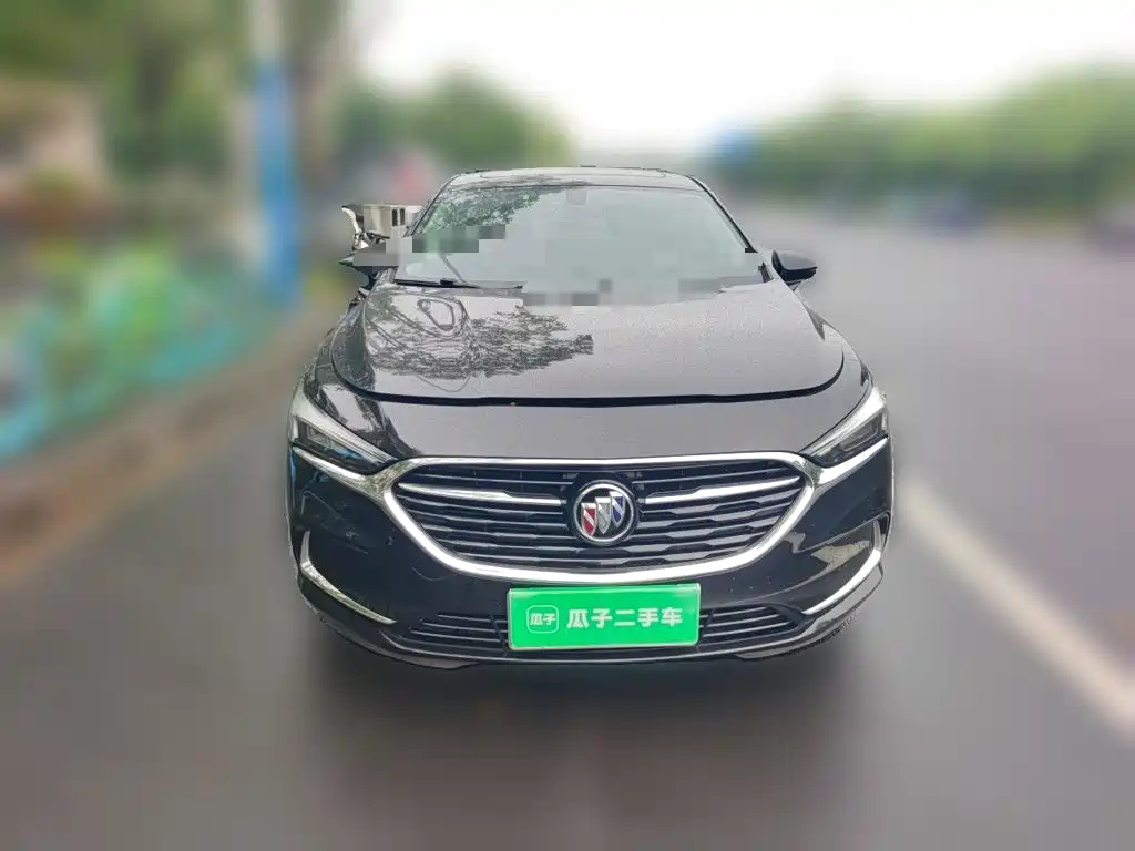 Buick LaCrosse — миниатюра 3