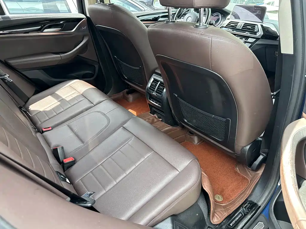 BMW X3 — миниатюра 14