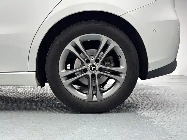 Mercedes-Benz B-Class — миниатюра 15
