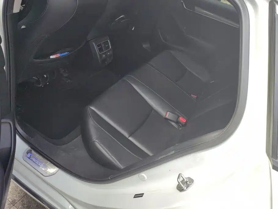 Honda Accord — миниатюра 11