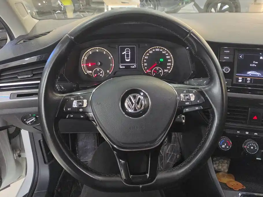 Volkswagen Bora — миниатюра 15