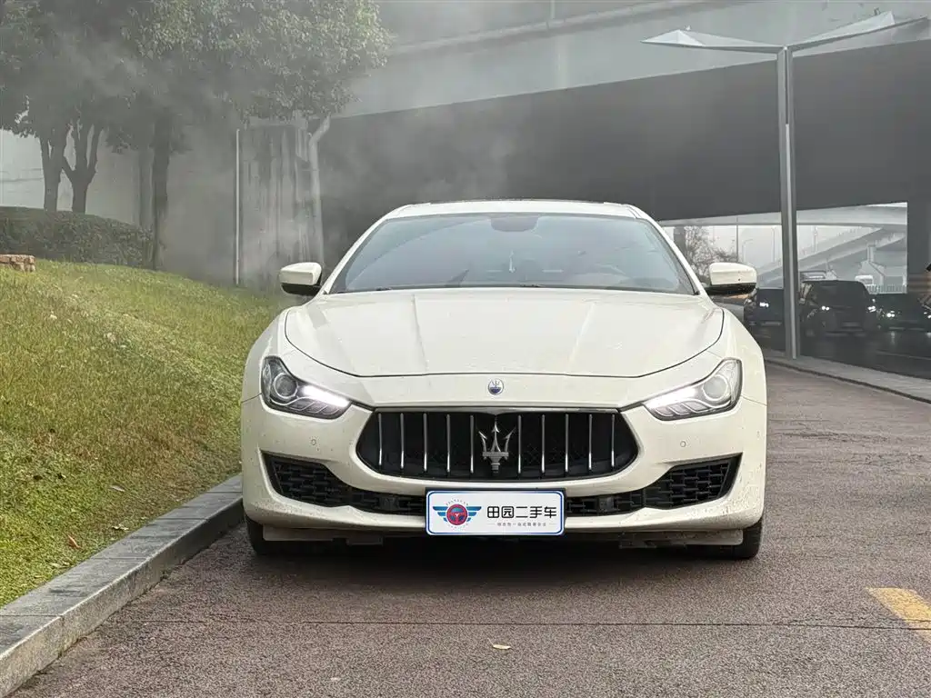MASERATI GHIBLI