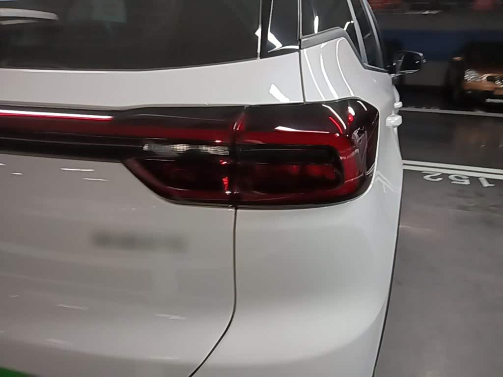 CHERY Tiggo 7 1.5 л 2025 г. Белый, пробег 13400 км