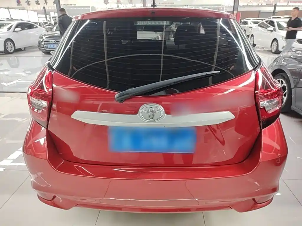 Toyota Vios FS — миниатюра 6