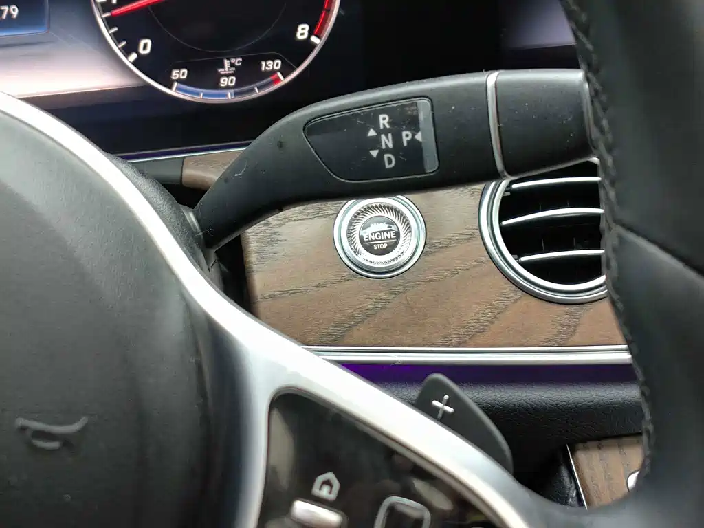 Mercedes-Benz E-Class — миниатюра 15