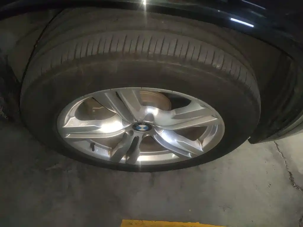 BMW X5 (Import) — миниатюра 25