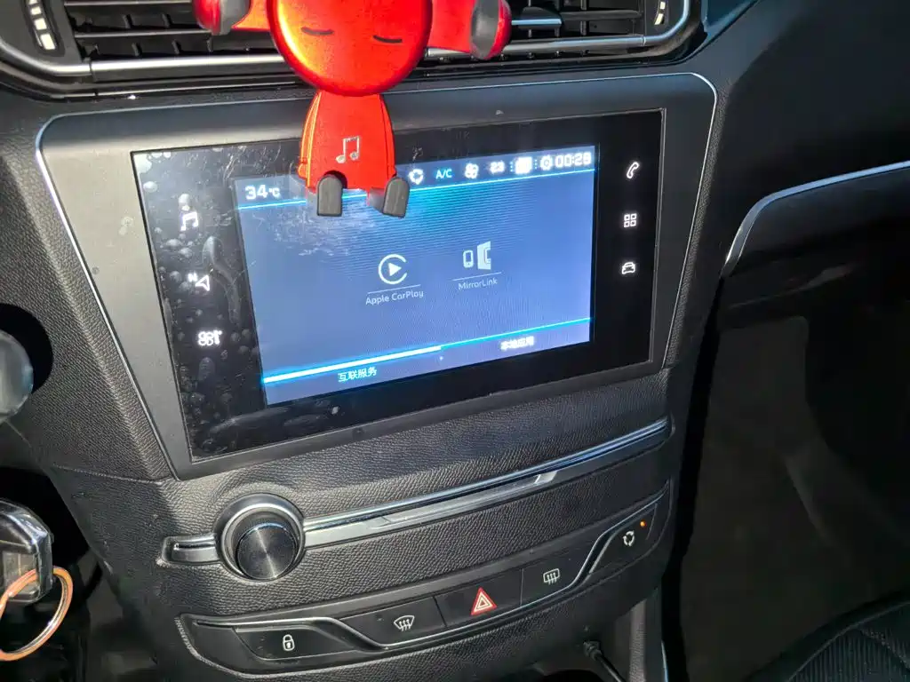 Peugeot 408 — миниатюра 15
