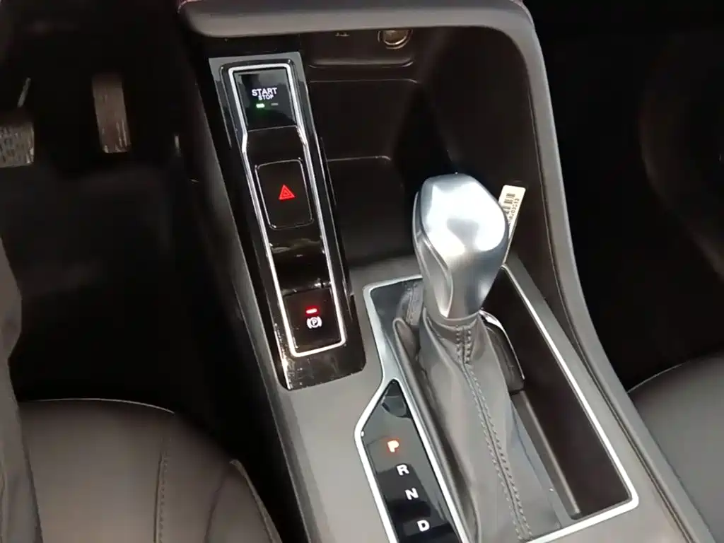 Roewe i5 — миниатюра 14