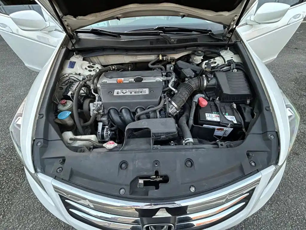 Honda Accord — миниатюра 11