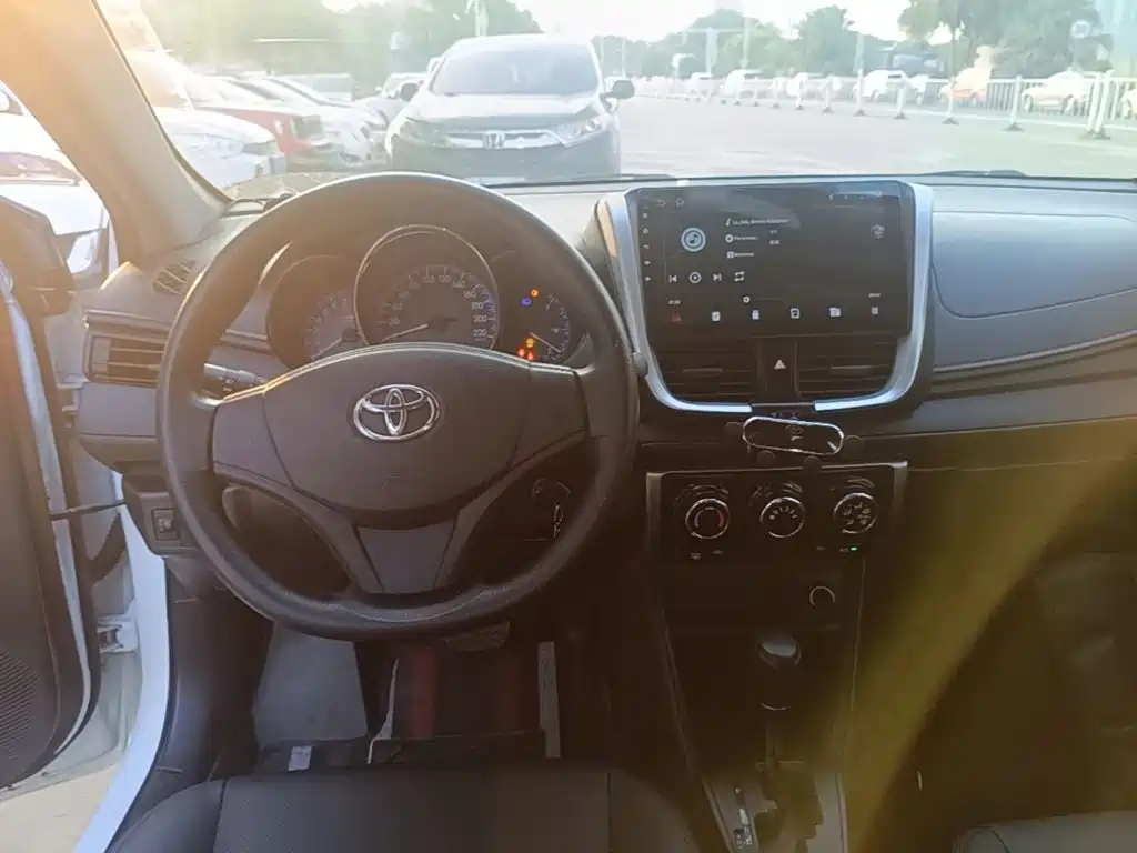 Toyota Vios — миниатюра 10