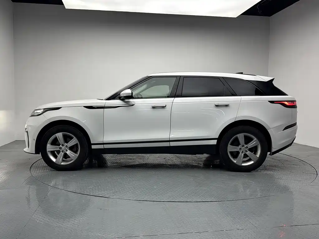 Land Rover Velar — миниатюра 8