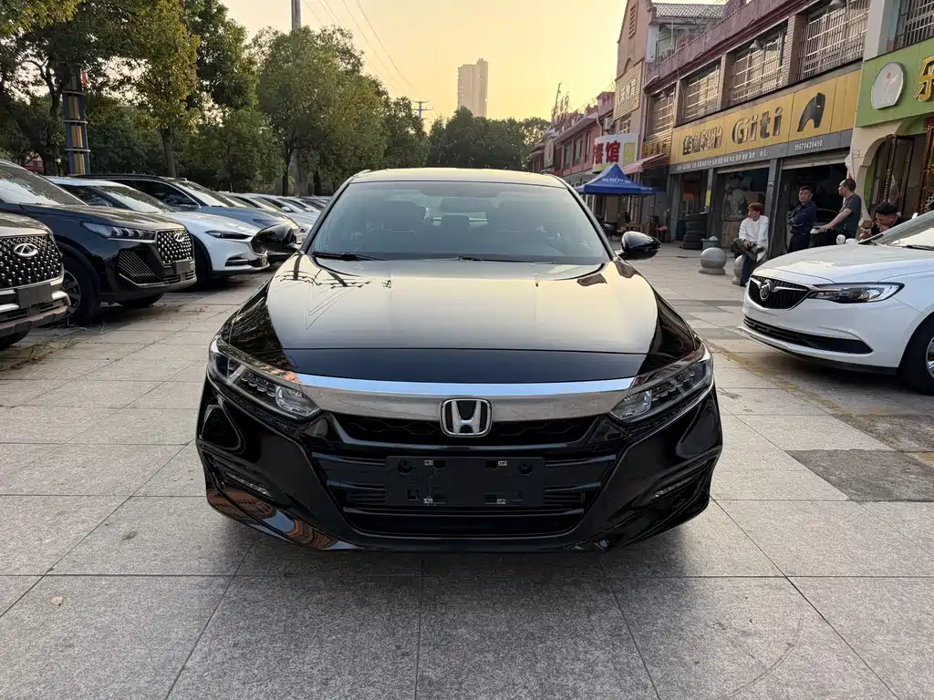 Honda Accord — миниатюра 2